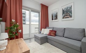 Stylowe Studio z Parkingiem Blisko Łódź Kaliska by Noclegi Renters